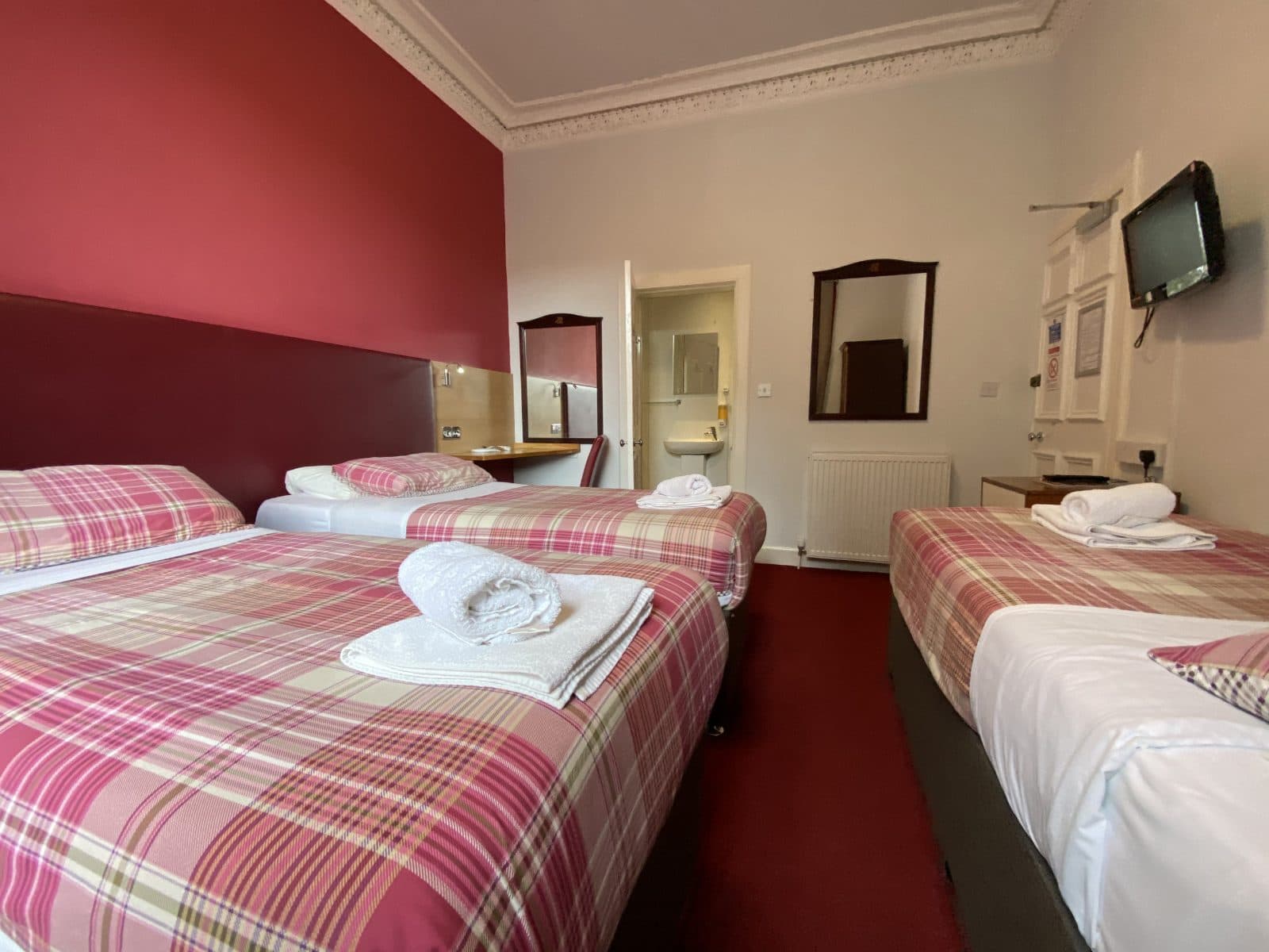 Triple room at Regent House